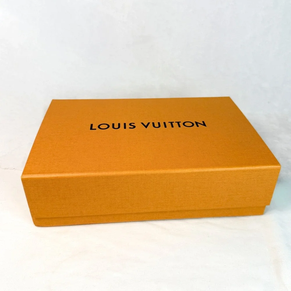 Louis Vuitton Magnetic Gift Box Unisex 10 x7 Orange EUC‎ Ribbon Booklet Set
